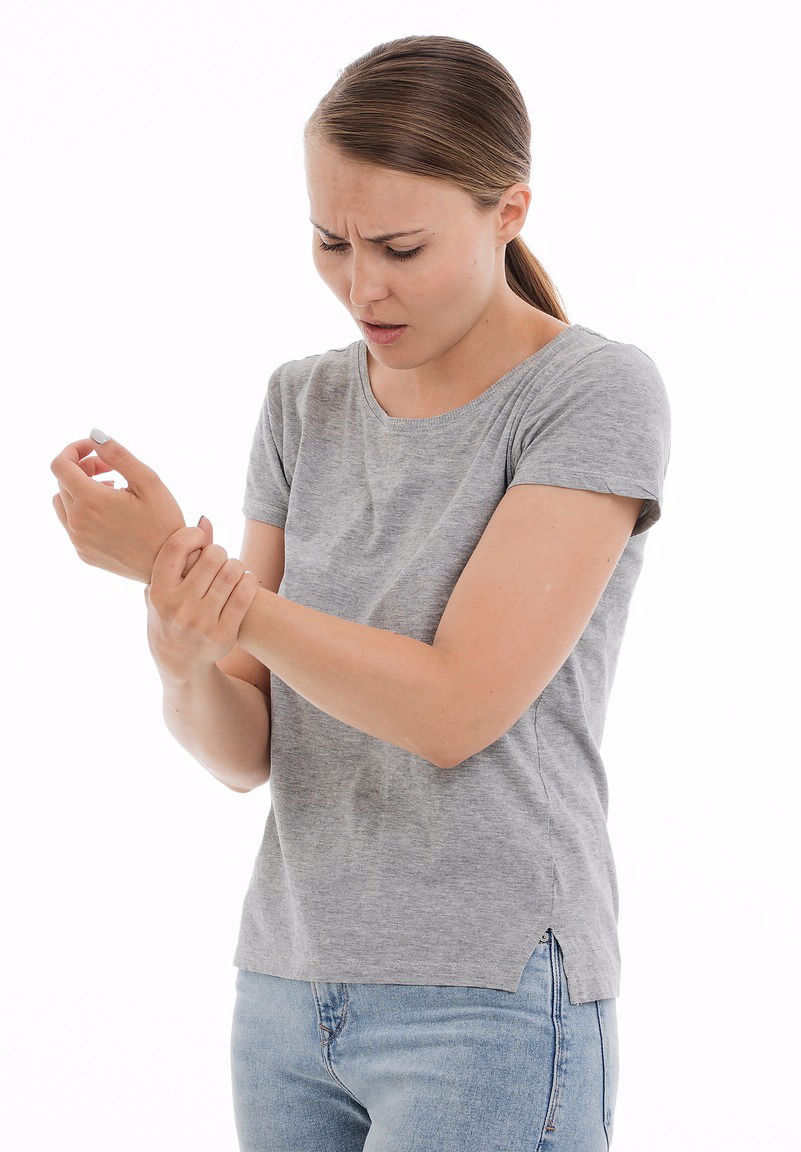 A Lady in Wrist Pain | Amarillo Chiropractor | New Life Chiropractic